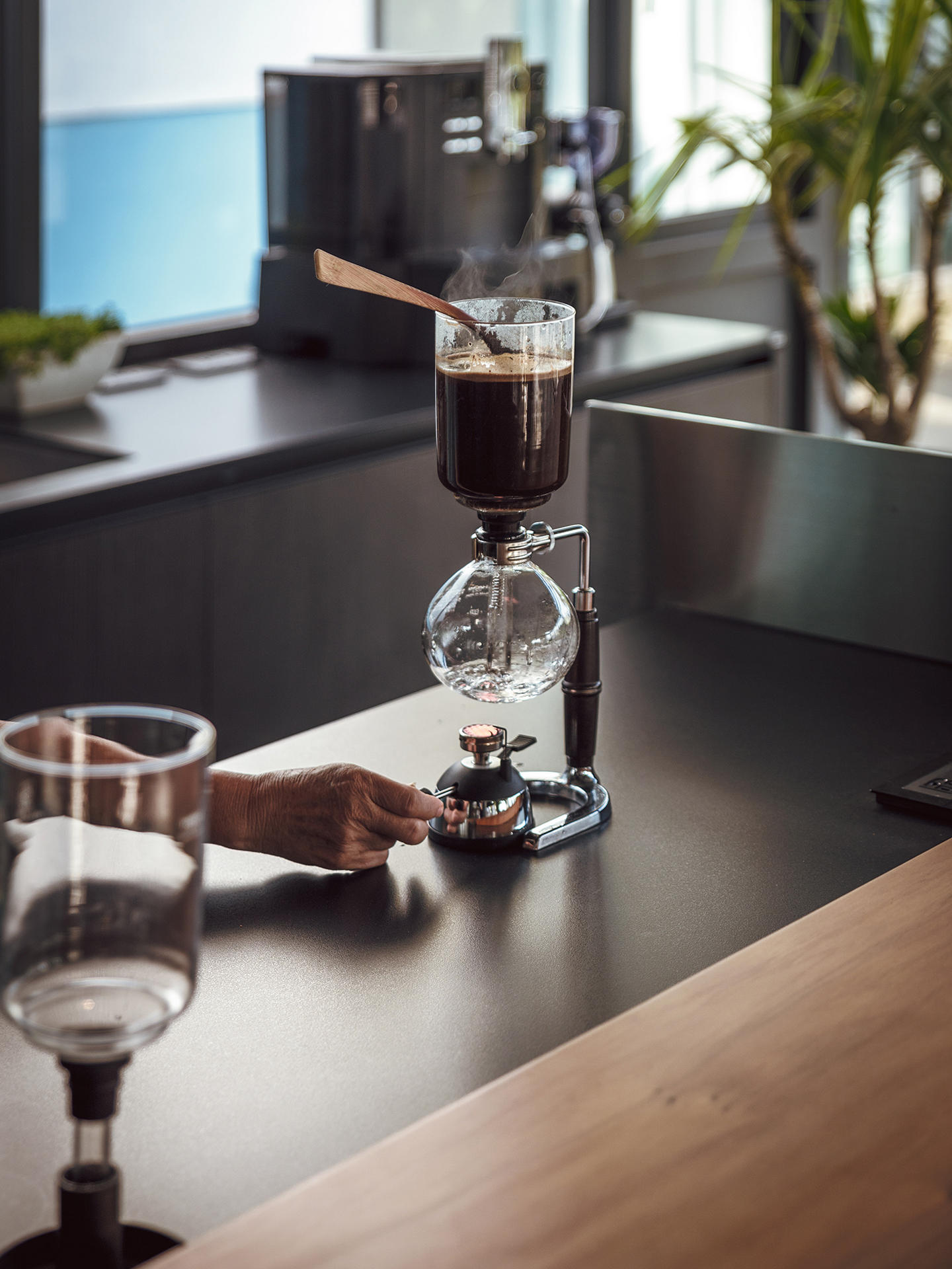 咖啡蒸餾作業情境