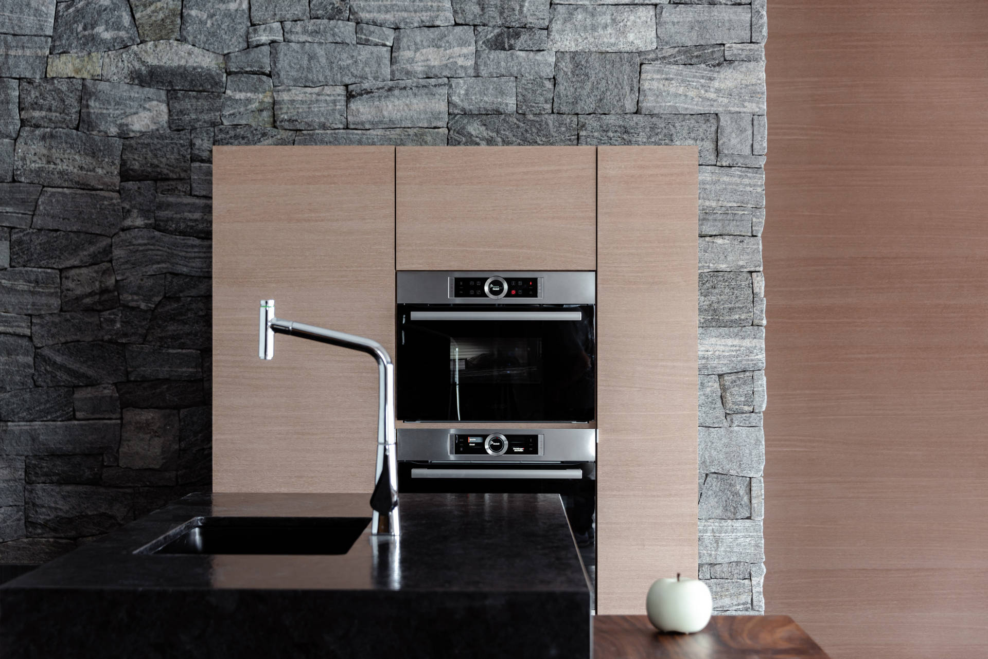 中島電器櫃特寫