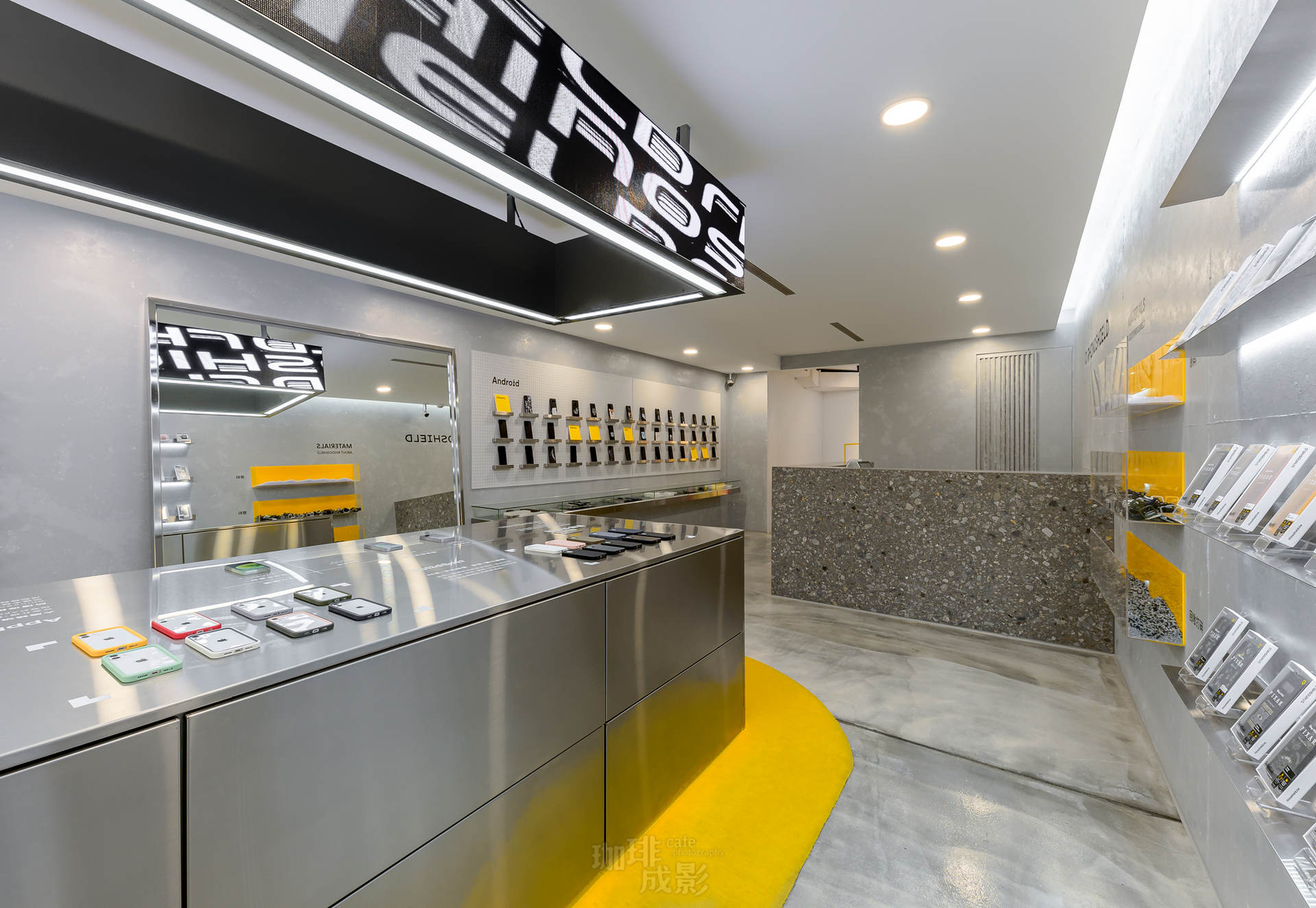 中島型展示檯面與收銀櫃檯