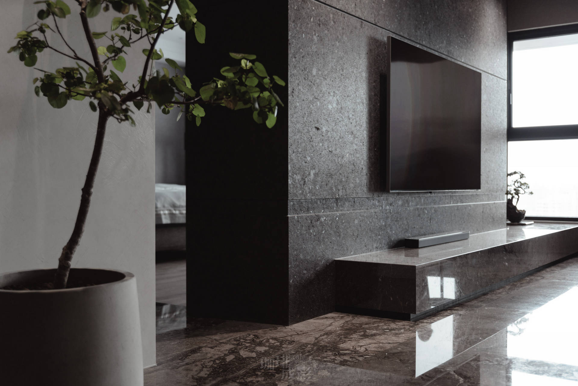 電視牆與主臥關係位置