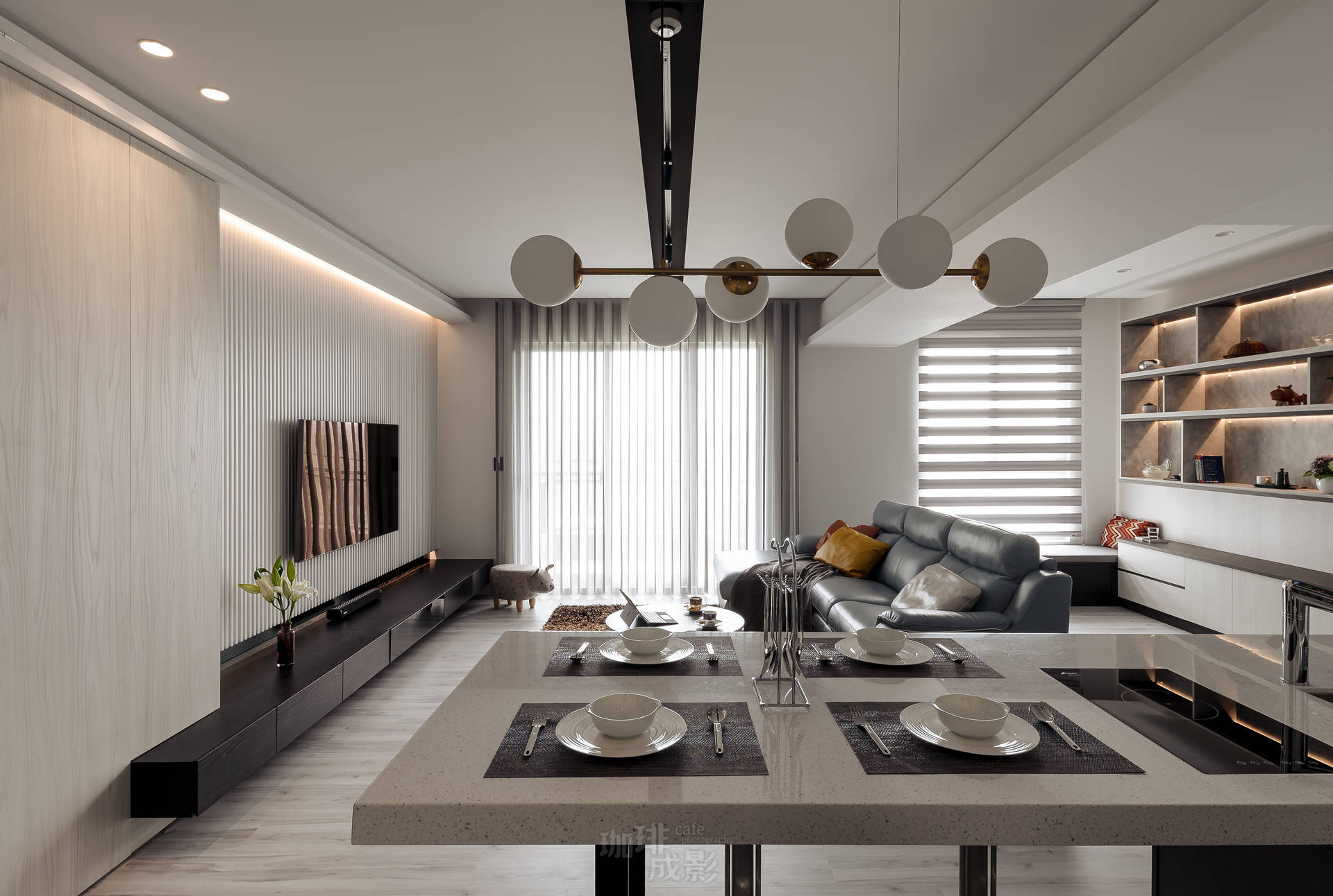 客餐廳正面全景