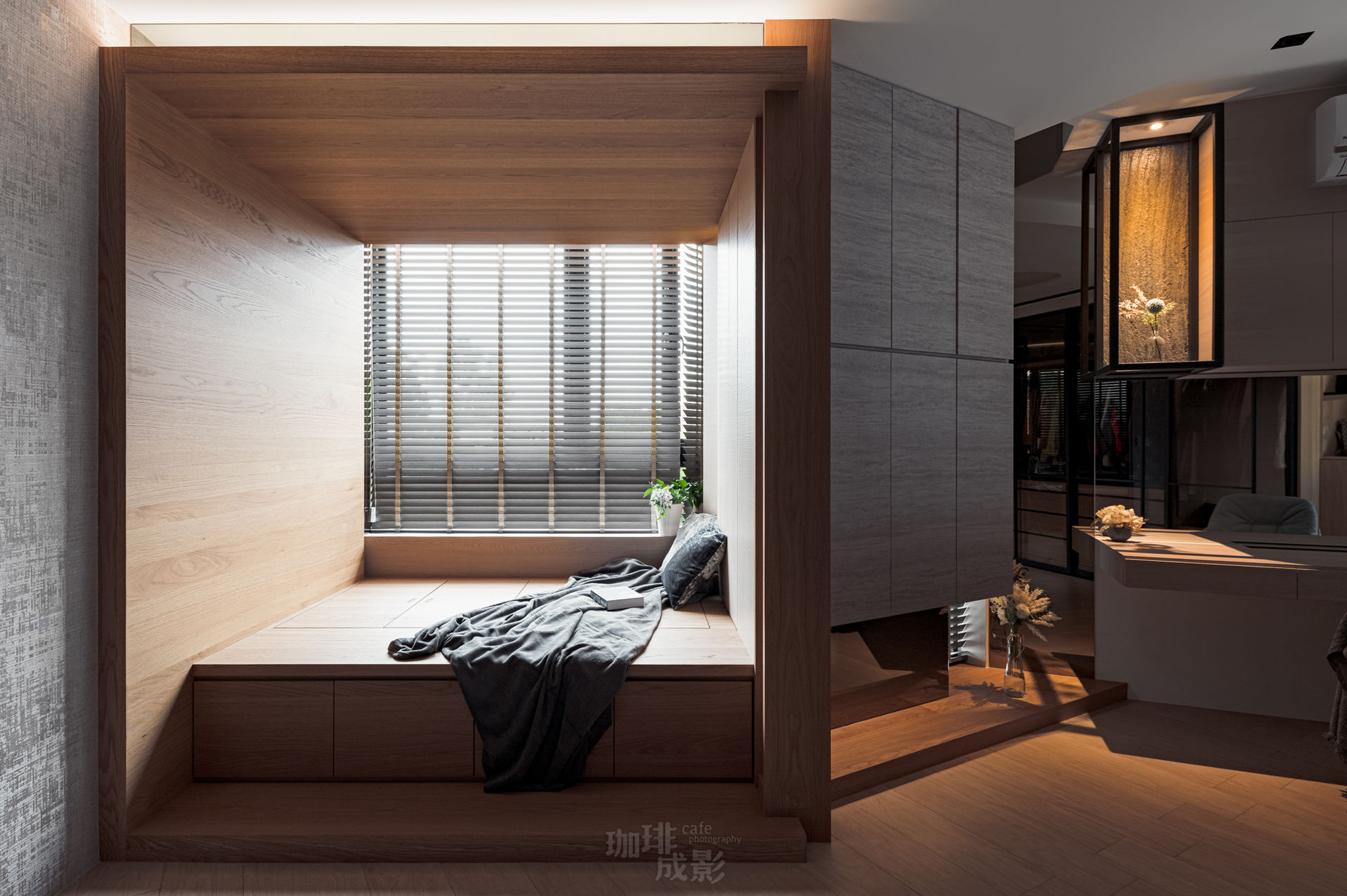 主臥更衣室塌塌米空間