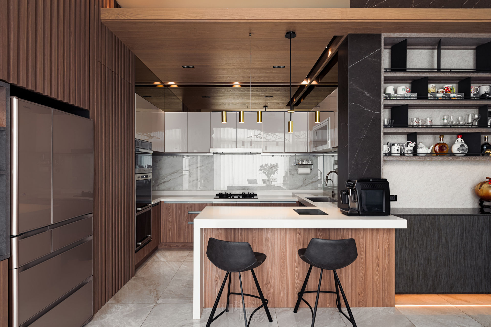 廚房中島正面角度