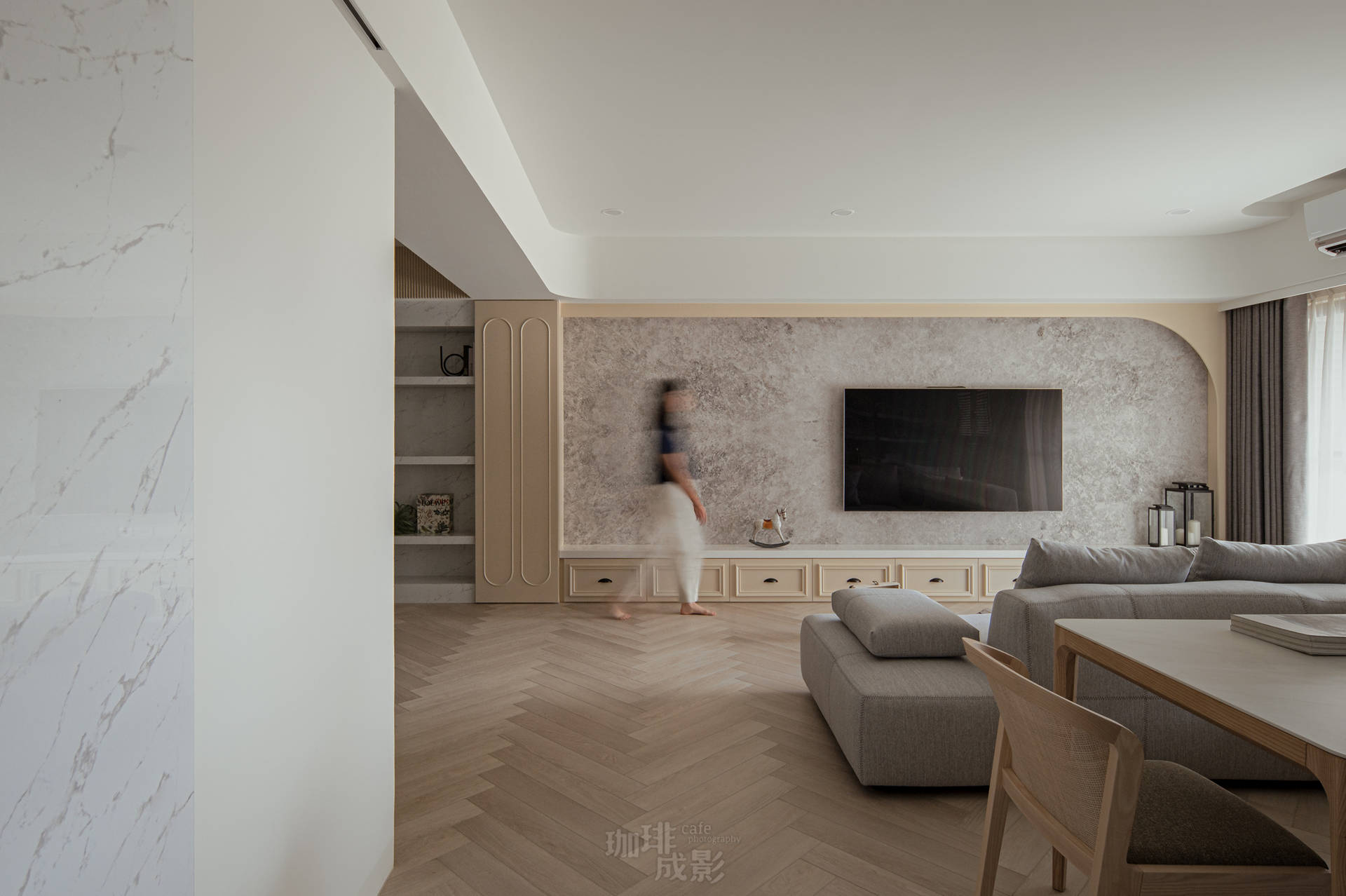 電視牆人影效果