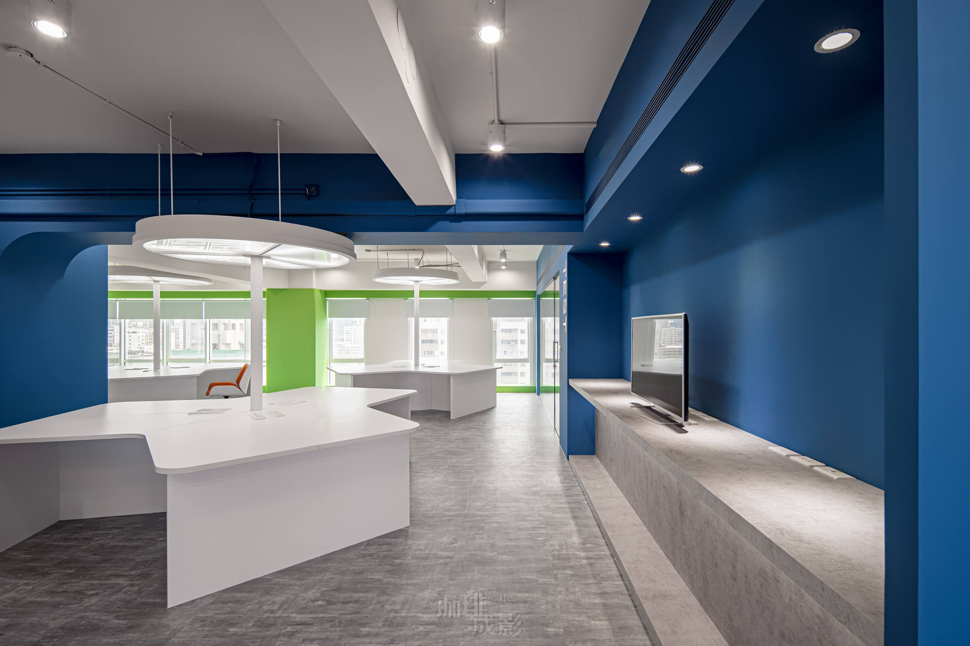 辦公室正面全景