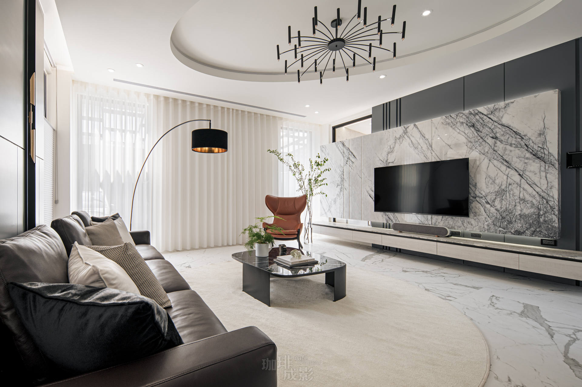 電視牆側面角度